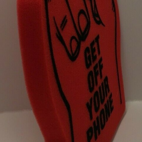 GET OFF YOUR PHONE Foam Middle Finger - Picture 4 of 5